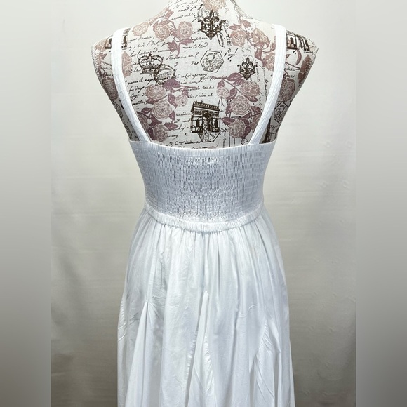 CHELSEA & THEODORE White smocked‎ top full skirt dress size S. - Picture 5 of 13